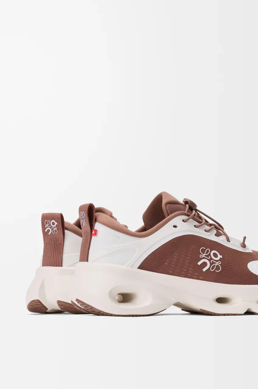 LWx ON Cloud S(Taupe/Eggshell)